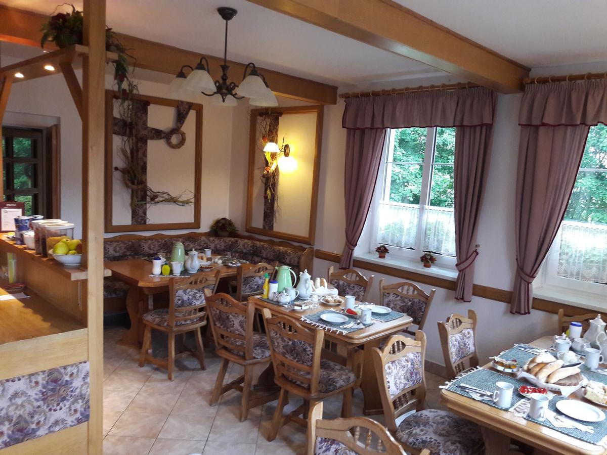 Selsky Dvur 1 Hotel Police nad Metují Kültér fotó